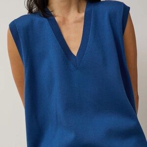 Batoner Japan Made Sleeveless V-Neck Blue Sweater